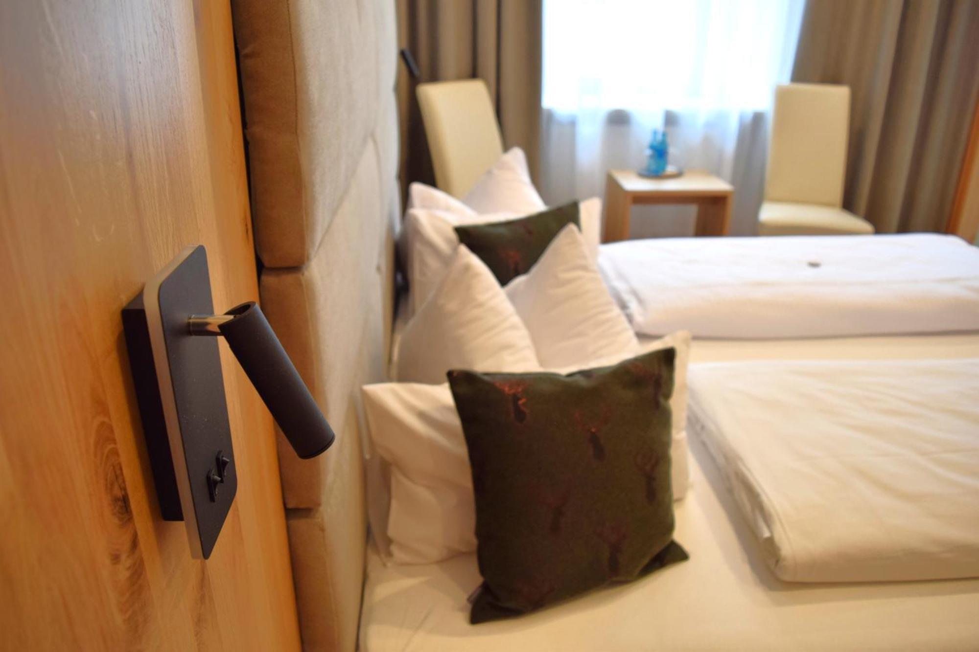 Hotel Zum Braeu Киндинг Екстериор снимка