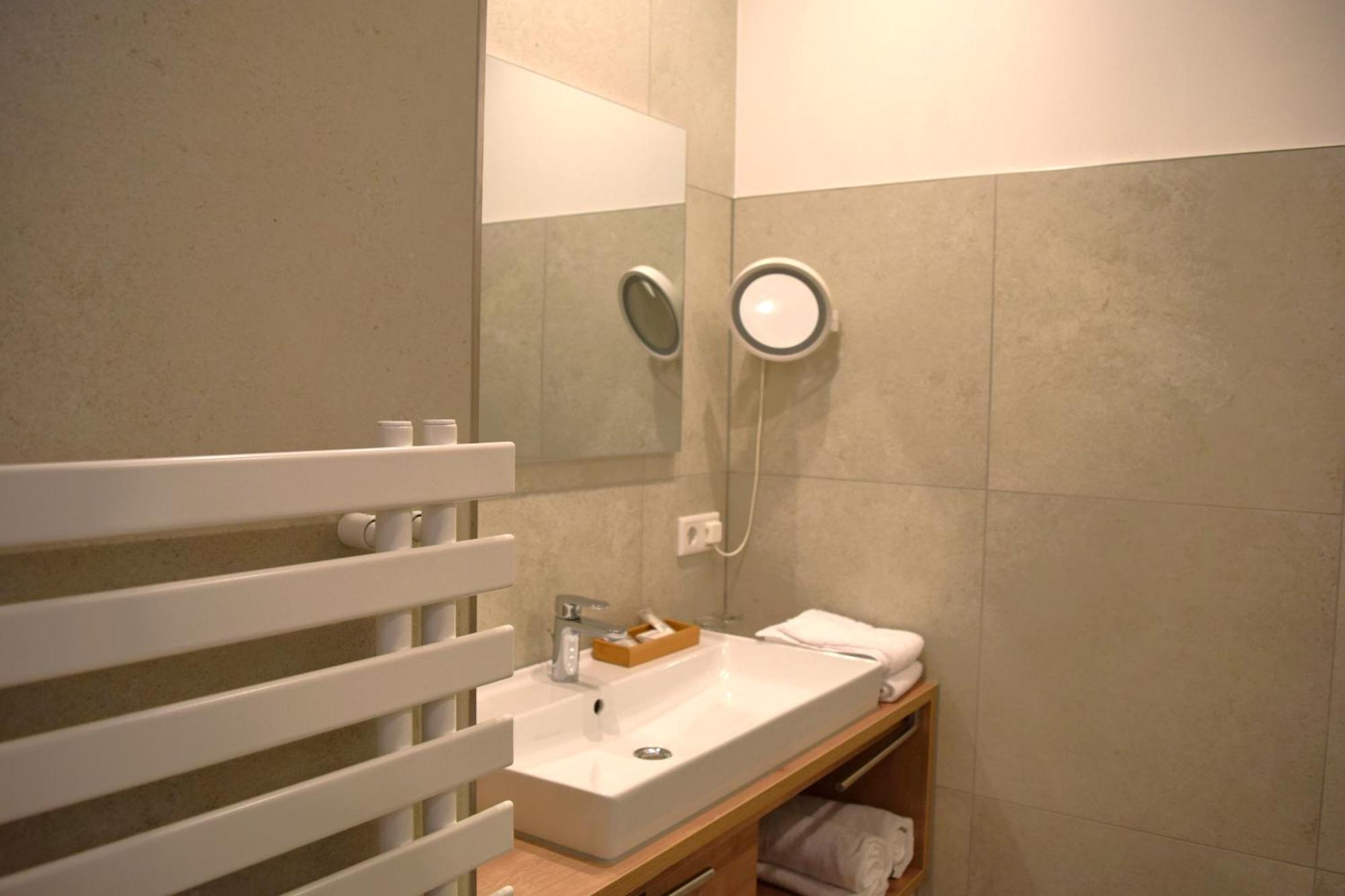 Hotel Zum Braeu Киндинг Екстериор снимка